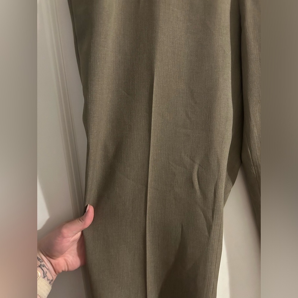 Men’s Kenneth Cole tan dress pants / slacks size 36x30 - Picture 2 of 6